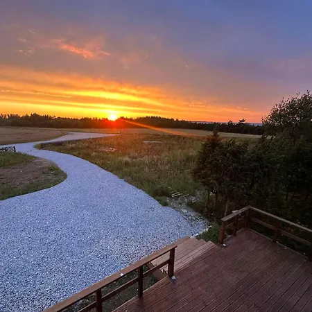 Mereaeaerne Maja Ilusa Vaatega בית נופש *