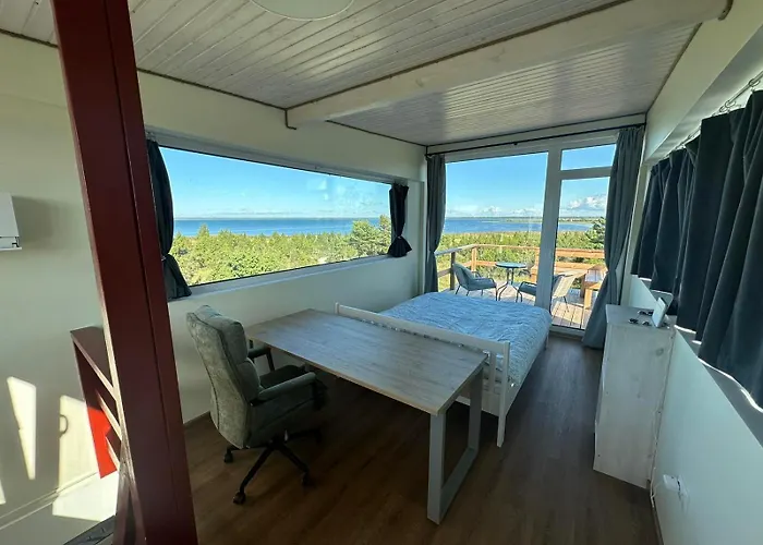 Mereaeaerne Maja Ilusa Vaatega Vikendica *