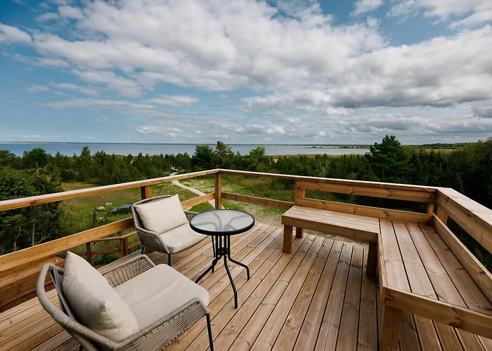 Mereaeaerne Maja Ilusa Vaatega * Kurkse