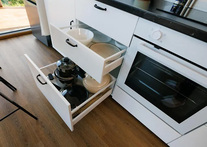 Mereaeaerne Maja Ilusa Vaatega * Kurkse